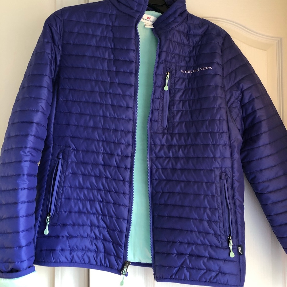 Vineyard Vines puffer jacket size small